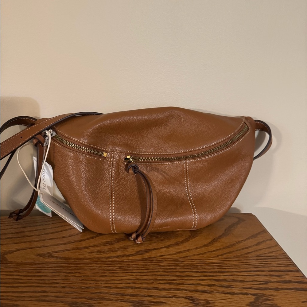 Lucky Brand Brown “Feyy” convertible crossbody/fanny pack leather bag NWT